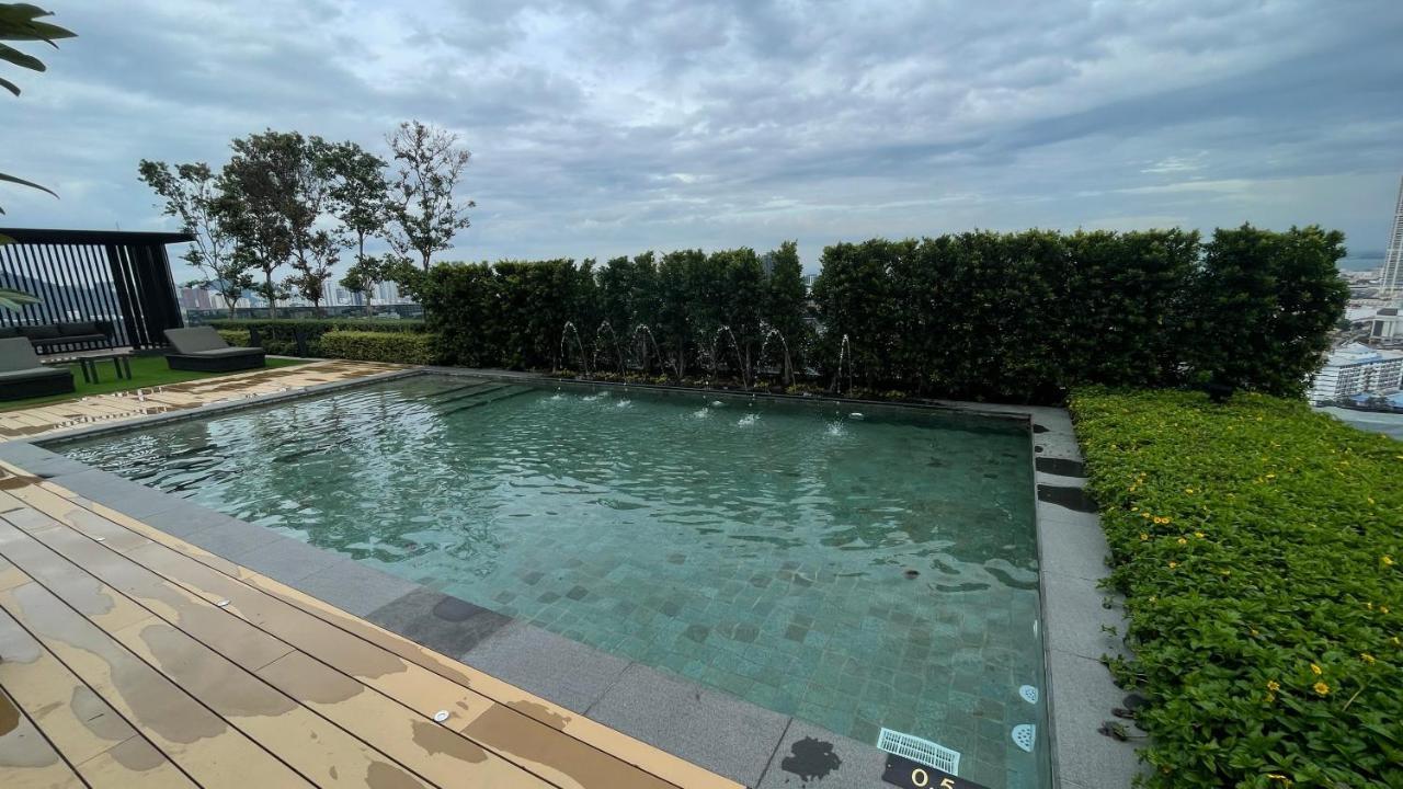 Beacon Executive Suite At Georgetown For 10Pax And 2 Bed Room Exterior foto