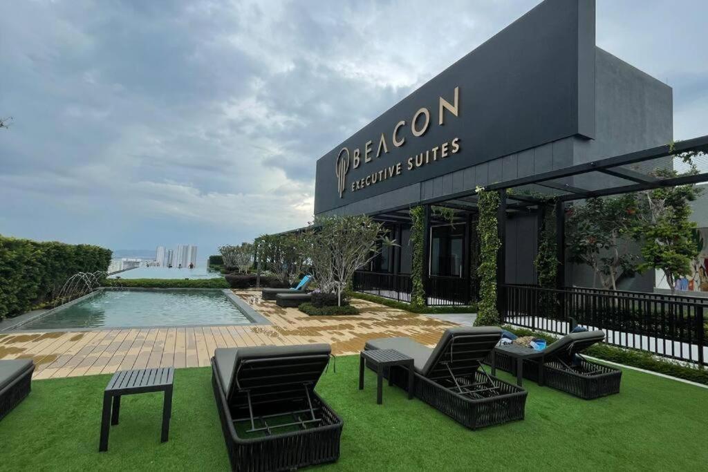 Beacon Executive Suite At Georgetown For 10Pax And 2 Bed Room Exterior foto